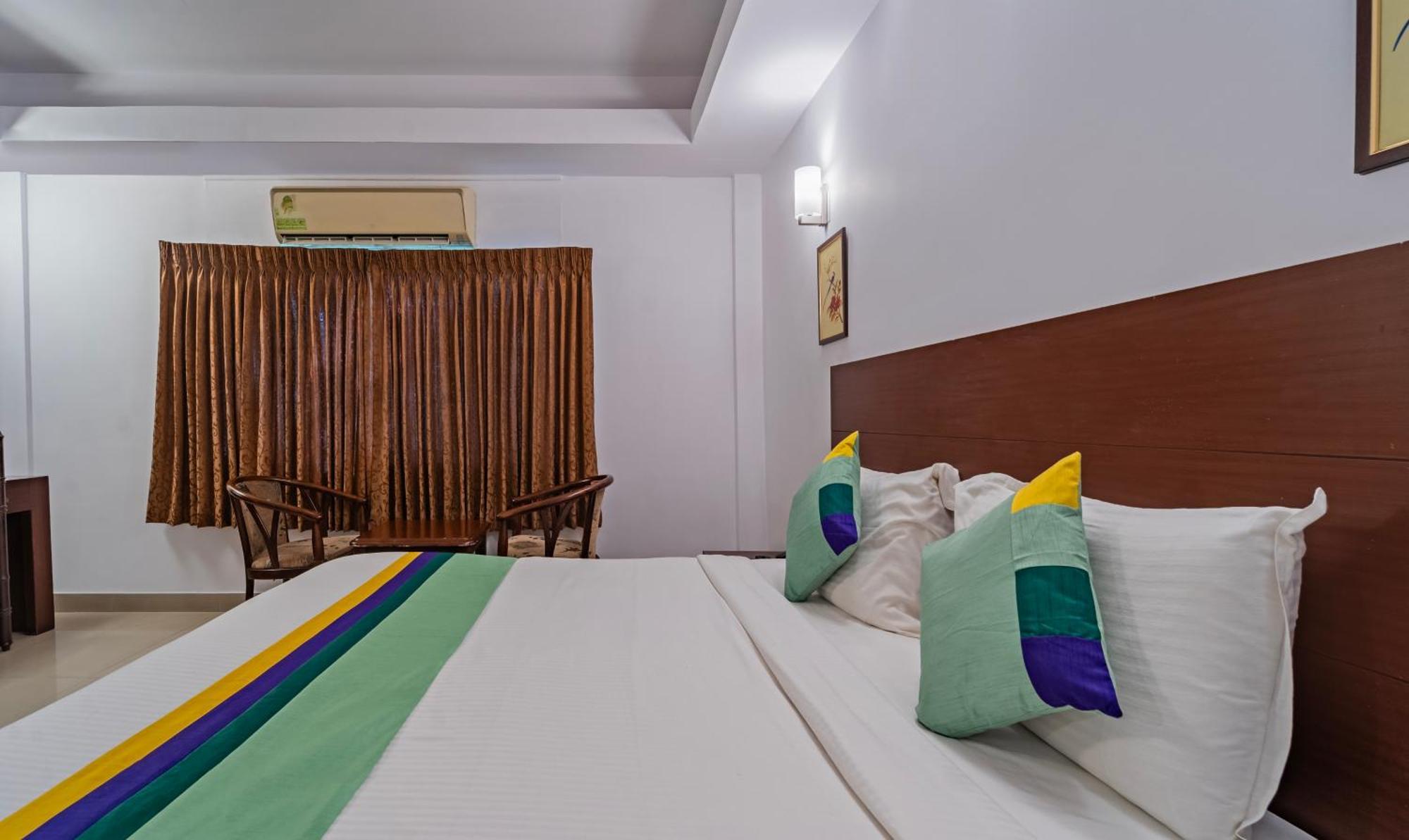 Treebo Central Thrissur ภายนอก รูปภาพ
