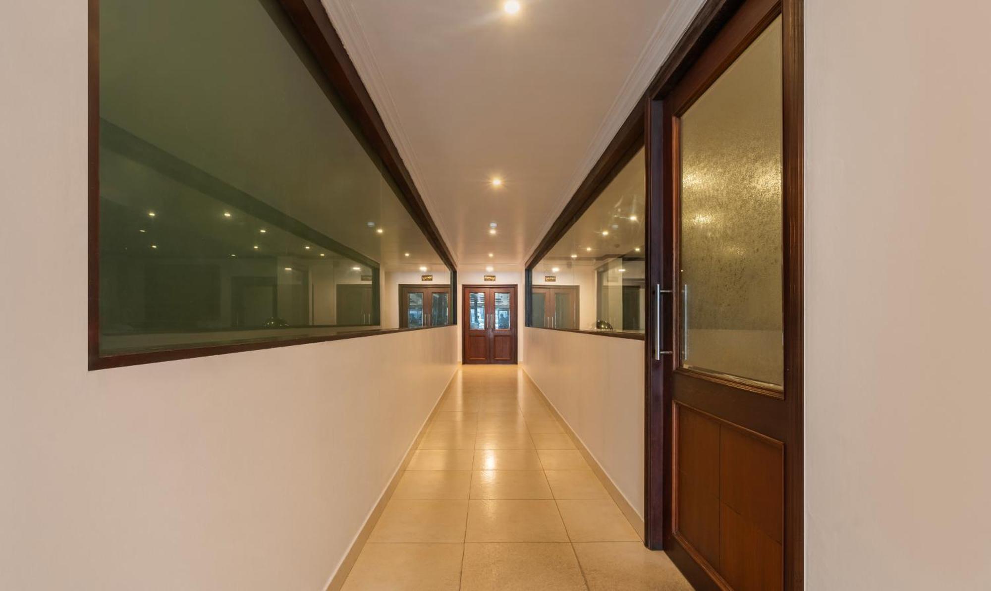 Treebo Central Thrissur ภายนอก รูปภาพ