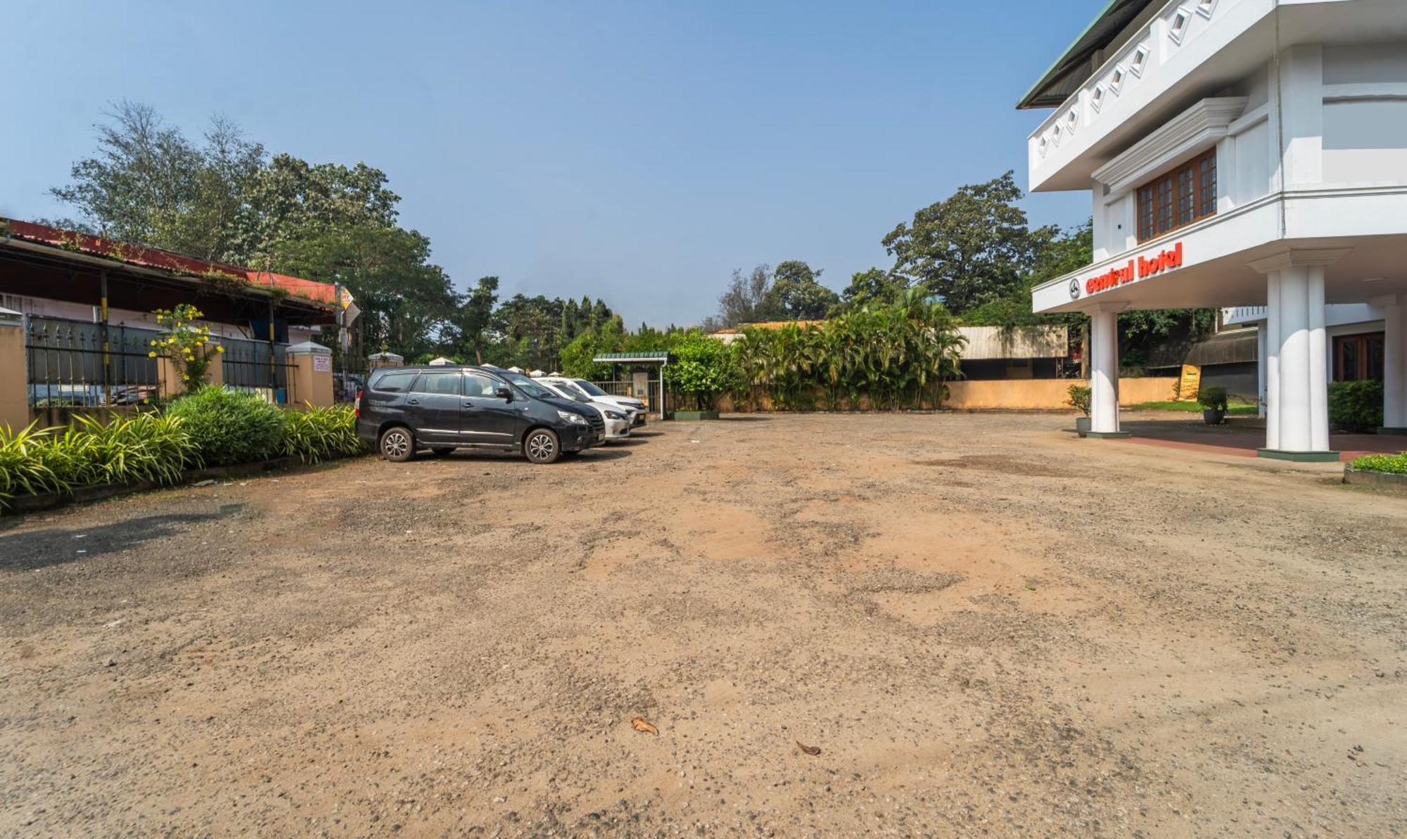 Treebo Central Thrissur ภายนอก รูปภาพ